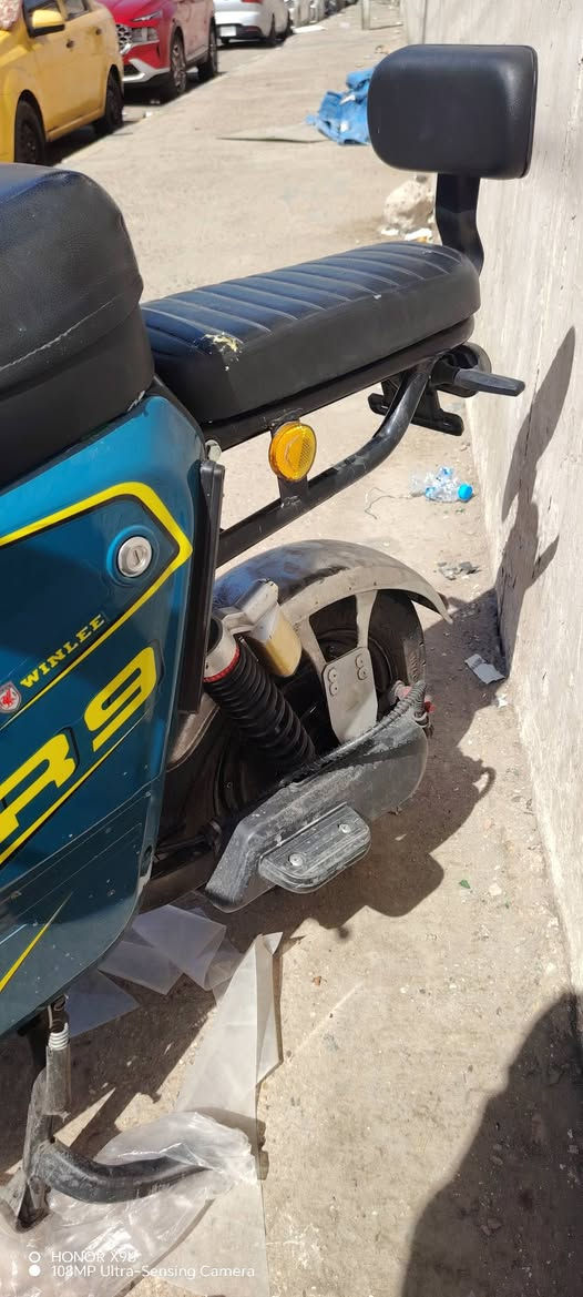 ⚡ للبيع دراجة شحن كهربائية 60 فولت ⚡
✅ وجبة أولى ✅ مضافة لها كهربائيات ✅ بطارية حامضي
  جاهزة للاستخدام وأداؤها ممتاز ✅ اقتصادية وعملية للمشاوير اليومية

للجادين فقط، والاستفسار ***********
السعر 475 الف العنوان السعدون
