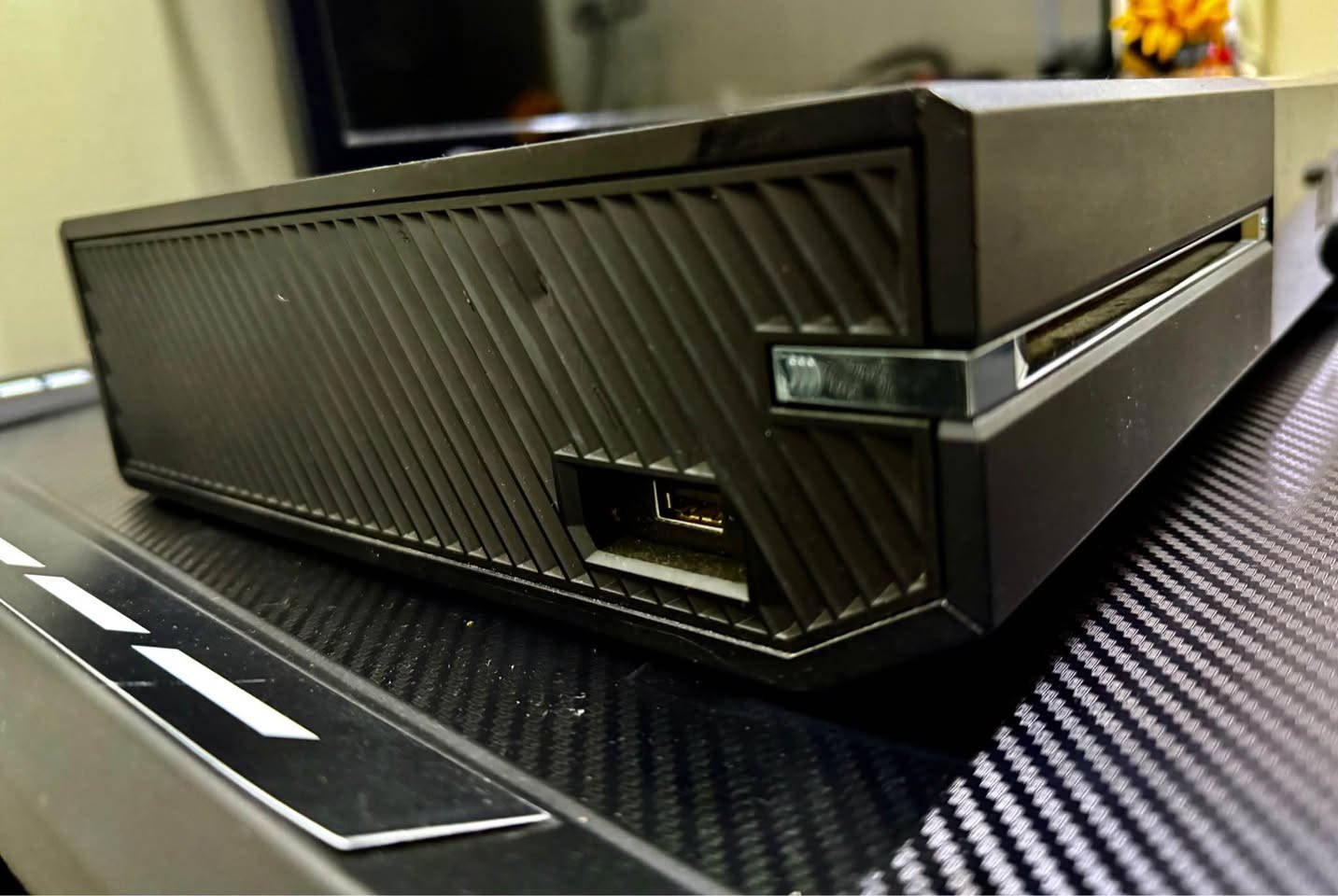 (بِسْمِ اللَّهِ الرَّحْمَنِ الرَّحِيمِ
Xbox one fat زور كه م به كار هه توه ده سكي بيلادي جيهازه كه كه پسه نه كراون ته وه به شه رتي هه موو شتيك ده يده م سعريكي مناسب *********** أربيل, العراق
