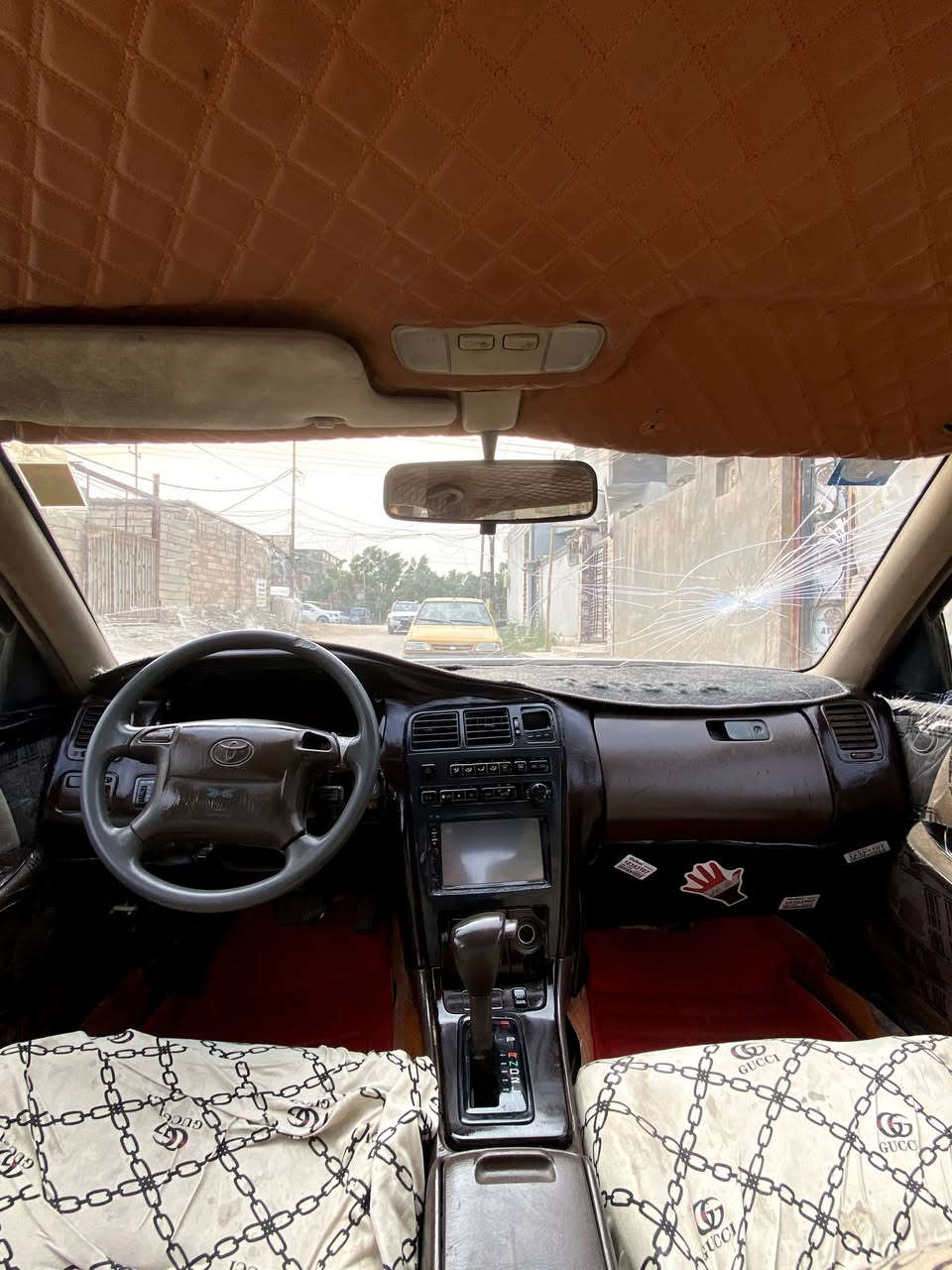 سلام عليكم كرستا موديل 94 مكفوله من الكص مكفوله من نقل الجثه السياره بيه ضربه جنطه كير مكينه مكفلوله السياره جاهزه رقم نجف نكليزي السعر 35مكان نجف الكوفه الاتصال ***********
