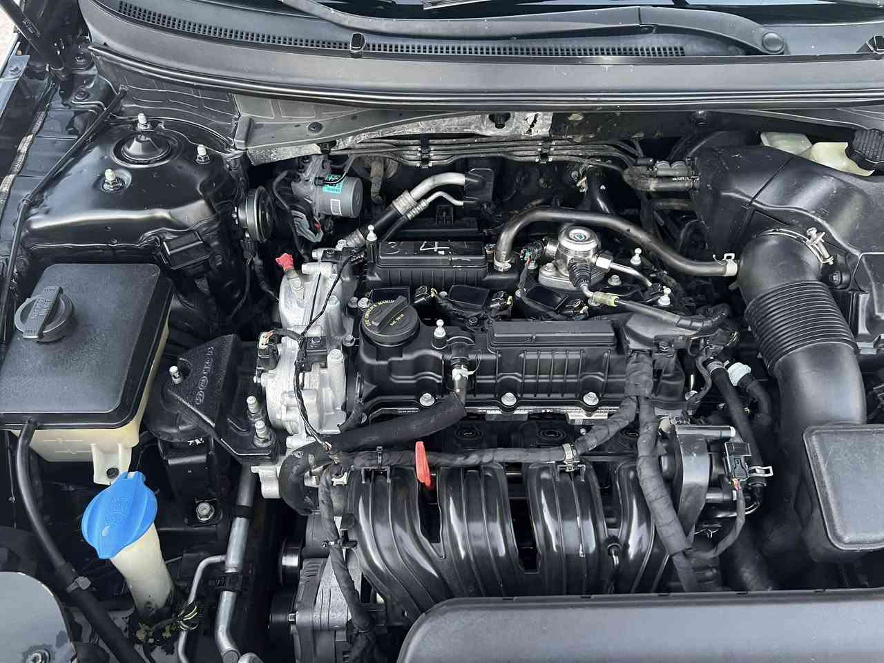 السلام عليكم سوناته ٢٠١٦ محرك جديده ومنضومه تبريد هم جديد تخم تاير ويل وباتري هم جديد والسياره وارد امريكي حادثه الدعاميه الاماميه ليبل واحد بدون تبديل بيه صبغ البنيد فقط صدر جديد عده الدبلات تعبانه مسويله ادامه كامله حته منضومه التانكي مامعتازه أي شي جاهزه اترايك وين ميعجبك اكفلهه من الدعاميه للدعاميه واني حاضر رقم بغداد ١١ والسعر ١٢٨ وعنواني بابل المسيب ***********
