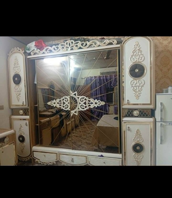 من رخصة الادمان غرفة اخشاب تركية للبيع السعر مليون وبيهة مجال بسيط رقم هاتف وتساب***********
