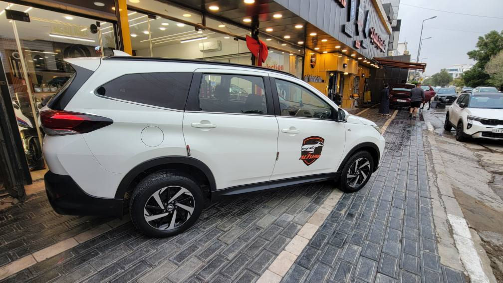 🚗 فرصة ذهبية للبيع – تويوتا روش 2019 🚗
🔥 سيارة عائلية اقتصادية + عملية + اعتمادية من Toyota
موديل: 2019
محرك: 1.5 لتر اقتصادي
قير: أوتوماتيك
عدد الركاب: 7 ركاب
الدفع: خلفي

اللون: ( أبيض )
✨ مميزات تخليك ما تفكر مرتين:
✔ صرفية بنزين ممتازة
✔ مكيف بارد جداً (مناسب للجو الحار)
✔ + بلوتوث + CD 
✔  حساسات
✔ تحكم دركسون
✔ سيارة مرتفعة ومريحة للطرق
🛡️ أنظمة الأمان:
✔ ABS + نظام ثبات
✔ وسائد هوائية
✔ مساعد صعود المرتفعات
📌 الحالة:
🔹 نظيفة جداً / استخدام شخصي
🔹 (خالي حوادث )
🔹 جاهزة للاستخدام فوراً
💰 السعر: (168) – قابل للتفاوض للجادين
📍 الموقع: (بغداد )
📞 رقم التواصل: ( *********** )
⚡ ملاحظة: سيارة مناسبة للعائلة والسفر، عملية وتتحمل، وقطعها متوفرة ورخيصة بغداد, العراق
