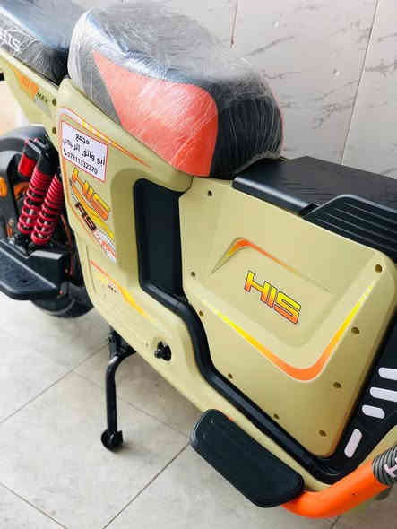 السلام عليكم 
R9 فئة  HIS
للبيع دراجة جديدة مثل ما موضح ب الصور واحلا بعد تحكم قيادة  بلاتوث 4 نمر  5 بطاريات الدراجة مماشية كلش نضيفة مع شاحنة اصلية و بصمات عدد 6 
السعر 550 
الاستفسار ع الرقم ***********
