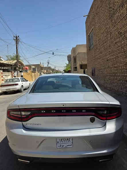 سلام عليكم جارجر للبيع سيارة 23 نضيفة دعامية وبنيد أصليات سيارة حلوة نصبتهة حلوة سيارة ما مرقم فحص موقت سيارة ب اسمي منفيس ب اسمي السعر 215 وبيهة مجال والرقم ***********
