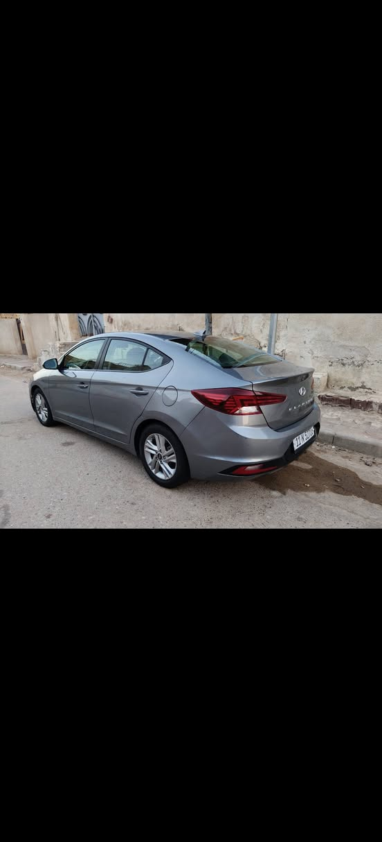 س ع هونداي النترا 2019 امريكي السياره ليبل واحد مكفوله من الصبغ والبارد والمعجون رقم بغداد مشروع وطني باسمي مواصفات نص فول رادار امامي وتنبيه جانبي واشعارات سلامه و3 انظمه قياده وشاشه حجم كبير وبعد بيها مواصفات، مكينه دوش وكير at المرغوب كير ومكينه وتبريد كله كفاله سياره جاهزة من كلشي للتواصل *********** عمارة, ميسان
