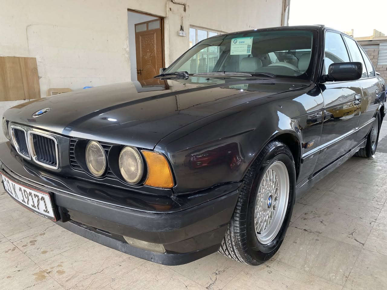 من رخصه الادمن
بي ام موديل 1991حجم /535
صبغ عام بدون ضرر لجمالية فقط رقم بغداد شرط التحويل 
كير مكينه صدر عل فحص السياره فول مواصفات كشانه كهرباء 
السعر 55
تواصل ***********
