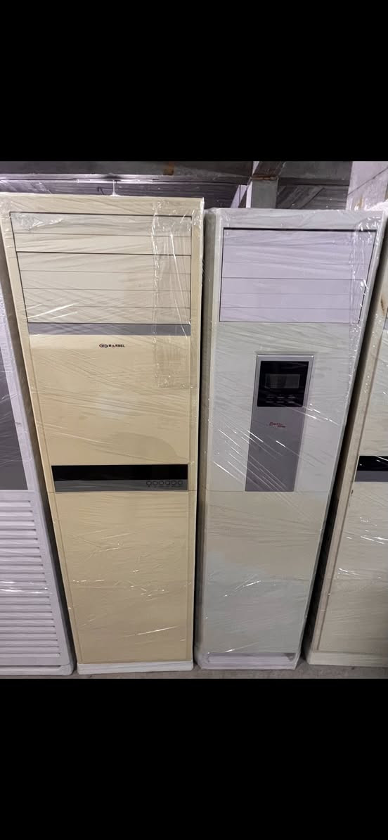 السلام عليكم.. مجموعة سبالت وكنفيرات للبيع كله شرط الشغل اكو طنين واكو طنين ونص واكو ٣ هم فول نضافة ….
للاستفسار واتساب او اتصال *********** ….
