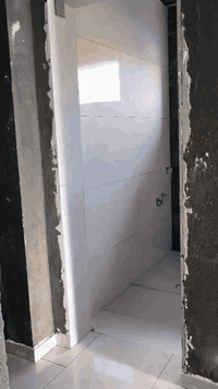 خلفه سراميك جدران ارضي الاواح شغل درجه اولى متفرغ حاليآ شرط استلام المهندس ***********
***********
