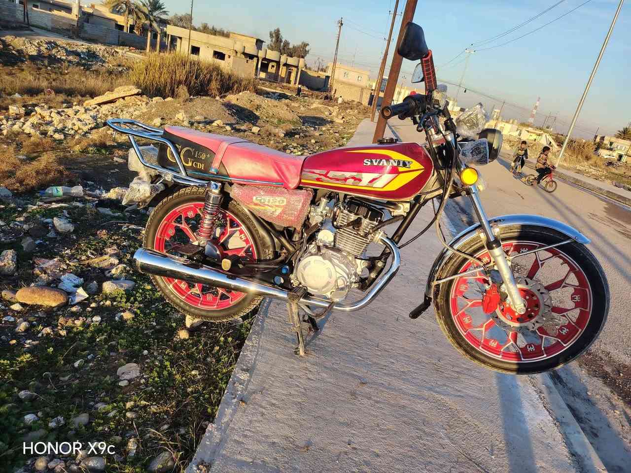 السلام عليكم مطورالبيع سيفان وزن ثقيل موديل 2025 محرك 150 خمسه كير منفيس موجود دبل سويج ودبل بصمه كيجات كله شغاله اخو الزيروالشراي يتصل ***********
