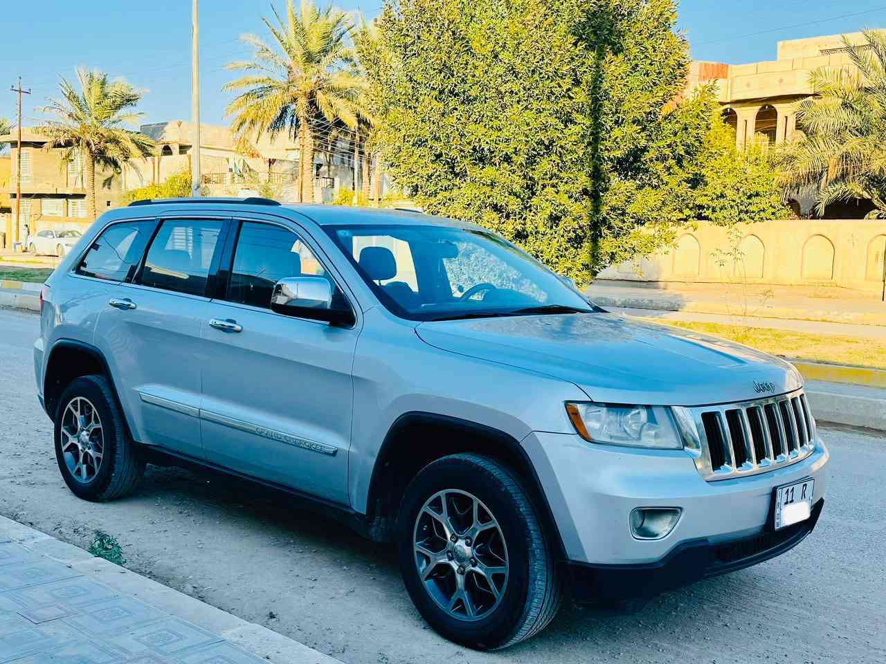 السلام عليكم جيب كراند شيروكي  2012 رقم بغداد  تحويل مباشر وارد امريكي دخول كلين تايتل مكفوله كفاله عامه   محرك 6 سلندر 3600 شاشه تاب  كامره خلفيه.  ذاكره خزن موسقى   مثبت سرعه   كشنات جلد   تبريد قطعتين تبربد   ومحرك كير مكفول سياره نضيفه وجاهزه مابيه اي نقص  مكاني بابل الحمزه الغربي سعر 165 بيع فقط
للأستفسار *********** ومن الله التوفيق
