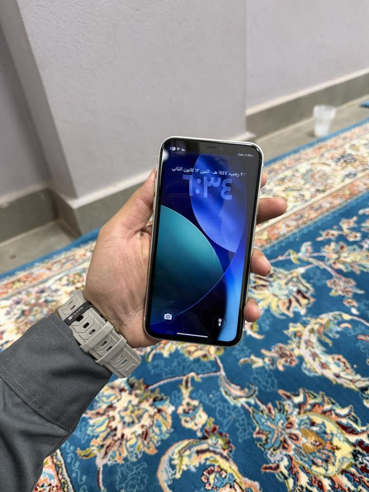 ايفون ١١ عادي
جهاز بلادي 
نظافه ١٠٠ شرط
شرق اوسط نموذج AA
بطاريه ٨٤
مامفتوح شرط
كارتونه ضايعه
٣٠٠ وبي مجال بسيط
***********
