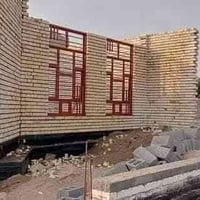 ورحمه الله وبركاته يوجد خلفة بناء طابوك بلوك وحاليا متفرغ الي حاب يتصل...