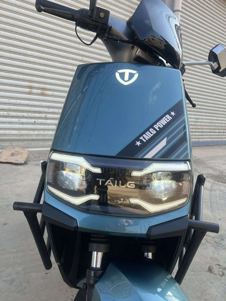 سلام عليكم للبيع دراجه تالاج 2025 جديده ماشيه قليل نضافه 100‎%‎  ماكاني زيونه سعرها 950 الف
***********
