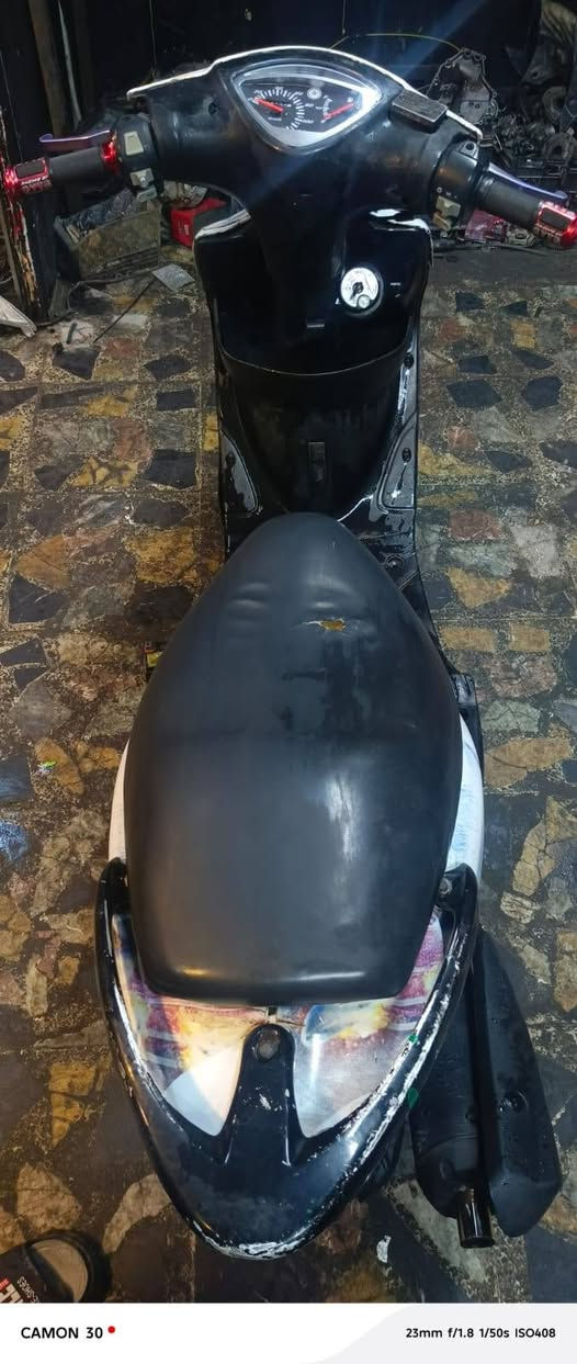 السلام عليكم دراجه ماكس عدله للبيع بوشه٥٥ مكاني بغداد البياع سعر ٤٥٠
رقم الهاتف 
***********
