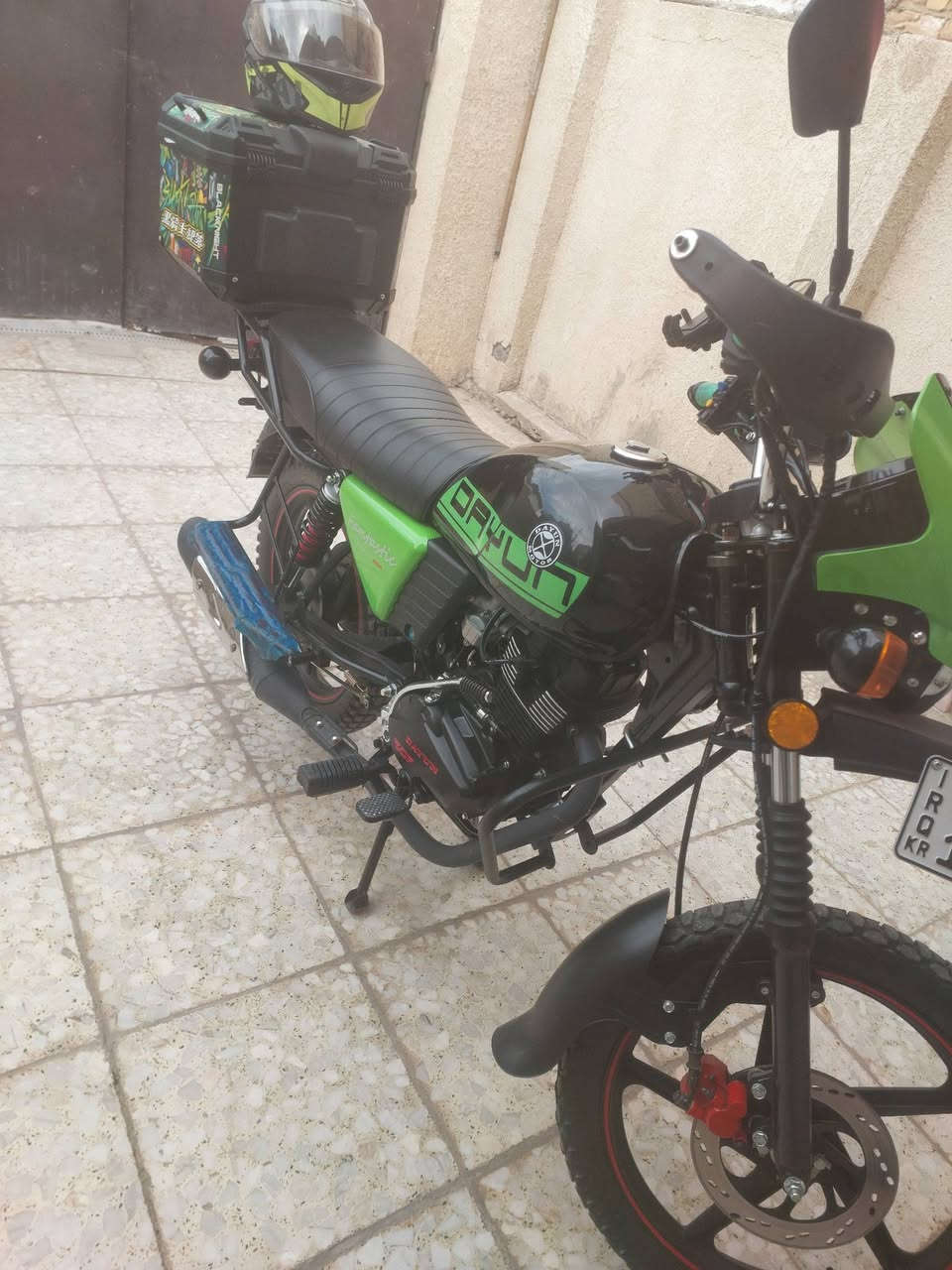 سلام عليكم
دراجه دايوان موديل 2025 
محرك 200cc 
ماشيه 6000
رقم اربيل 16333 شبه مميز 
ابيعه هيه والصندوك والخوذه  يشهد الله مشتريهن غاليات
السعر 2600 قفل  ولي ميعجبه السعر ليعلق وليكسر بسعره


**إذا كنت صاحب هذا الإعلان وتريد حذفه لأي سبب، رجاءا أرسل رسالة إلى الدعم الفني**