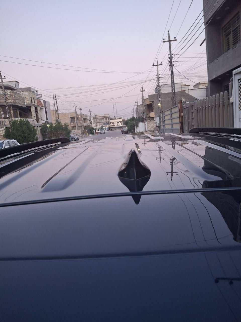 السلام عليكم شوفرليت ترافرس ٢٣Lt بدون رقم تترقم جميع المحافظات عدا الاقليم انا مستورده السياره جديده بون صبغ وتبديل بها تكحيل قليل في خشم البنيد للاتصال ***********
