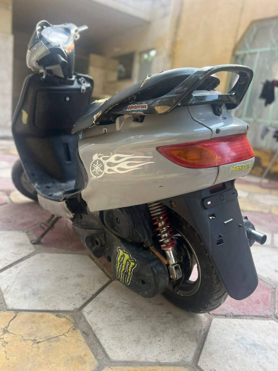 السلام عليكم أقره المنشور رحمه لوالديك دراجه فراشه للبيع سعر 275 وبيهه مجال للشراي الدراجه مفتوحه فتحته عله ايدي الله شاهد اني مصلح وشتغلته شغل حلو تترحملي مكينه مال واحد يروح اشغله ويرجع او مشاوير باليعجبك دراجه دراجه صالنصه رياضي FM مفتوحه فلاتر مالته دراجه الله شاهد عله ايدي ماغشك ابد احجي الصراحه وباقي التفاصيل خاص *********** مكان نجف ناحيه الحيدريه
