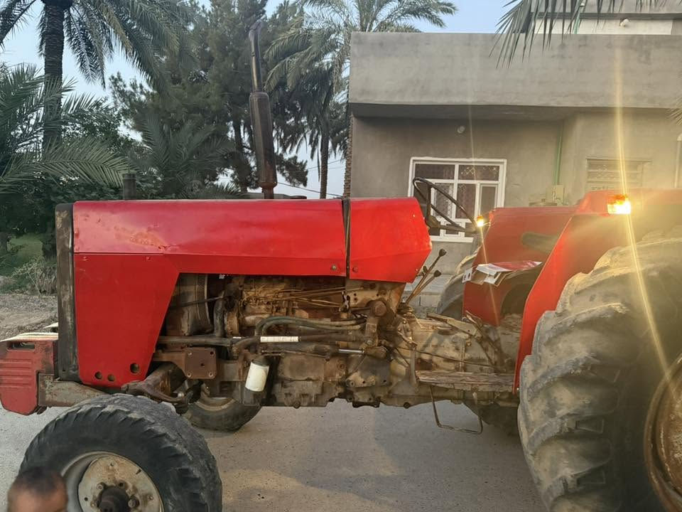 فوركسن إنكليزي موديل 81 جاهز كير محرك كهربائيات باتري جديد السعر 10 ملاين وبيه مجال ويرهم مراوس بكابوته العنوان سامراء. ناحيه المعتصم تلفون ***********
