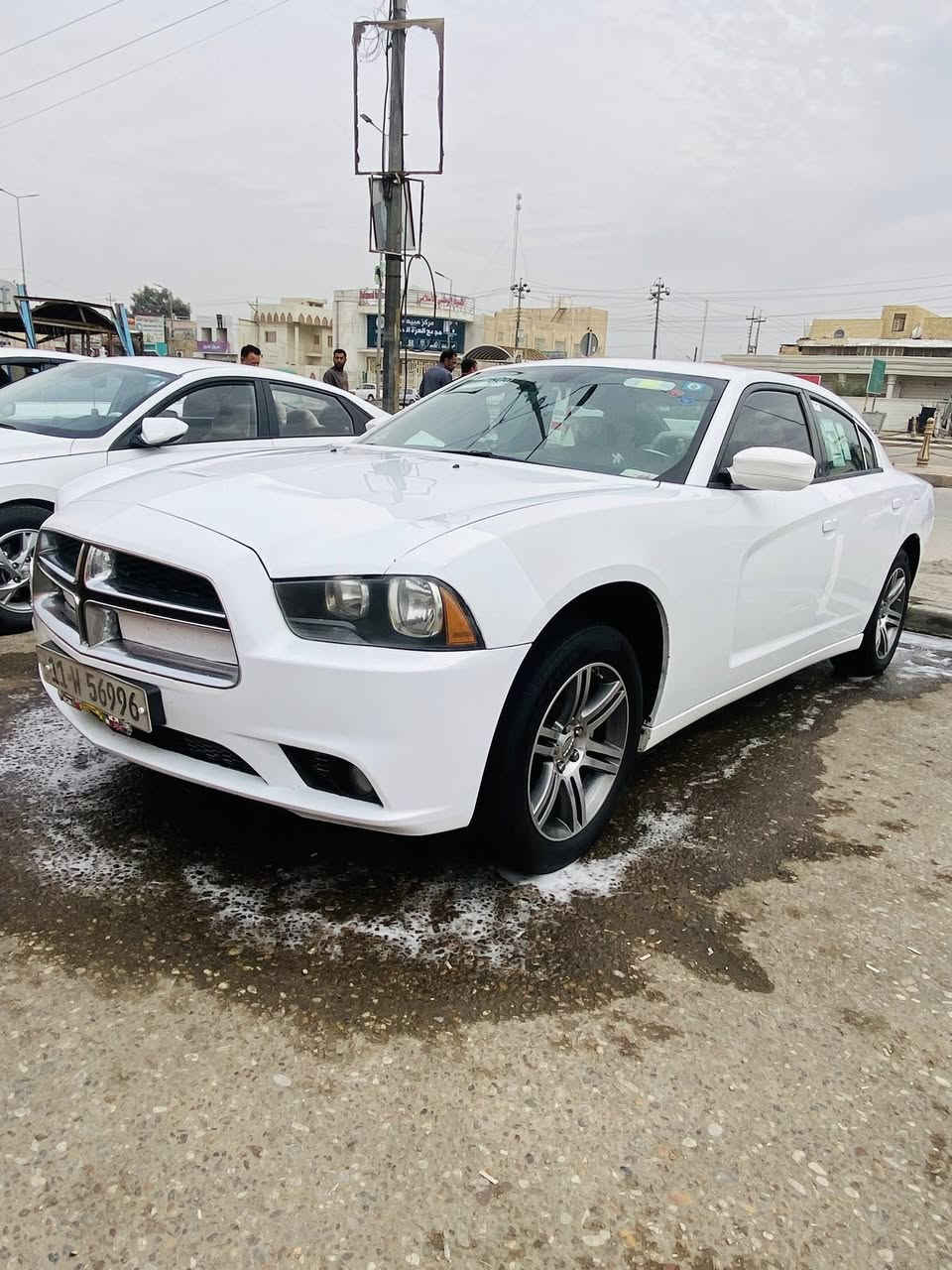 سلام عليكم جارجر  للبيع سياره جاهزه مكفوله بيه بس بارد ع كد شبر بل باب الخلفي سياره مواصفاات عاديه داخل عسلي سعر السياره175وبيها مجال قليل للشراي 
تحويل ثاني يوم ***********📲***********
