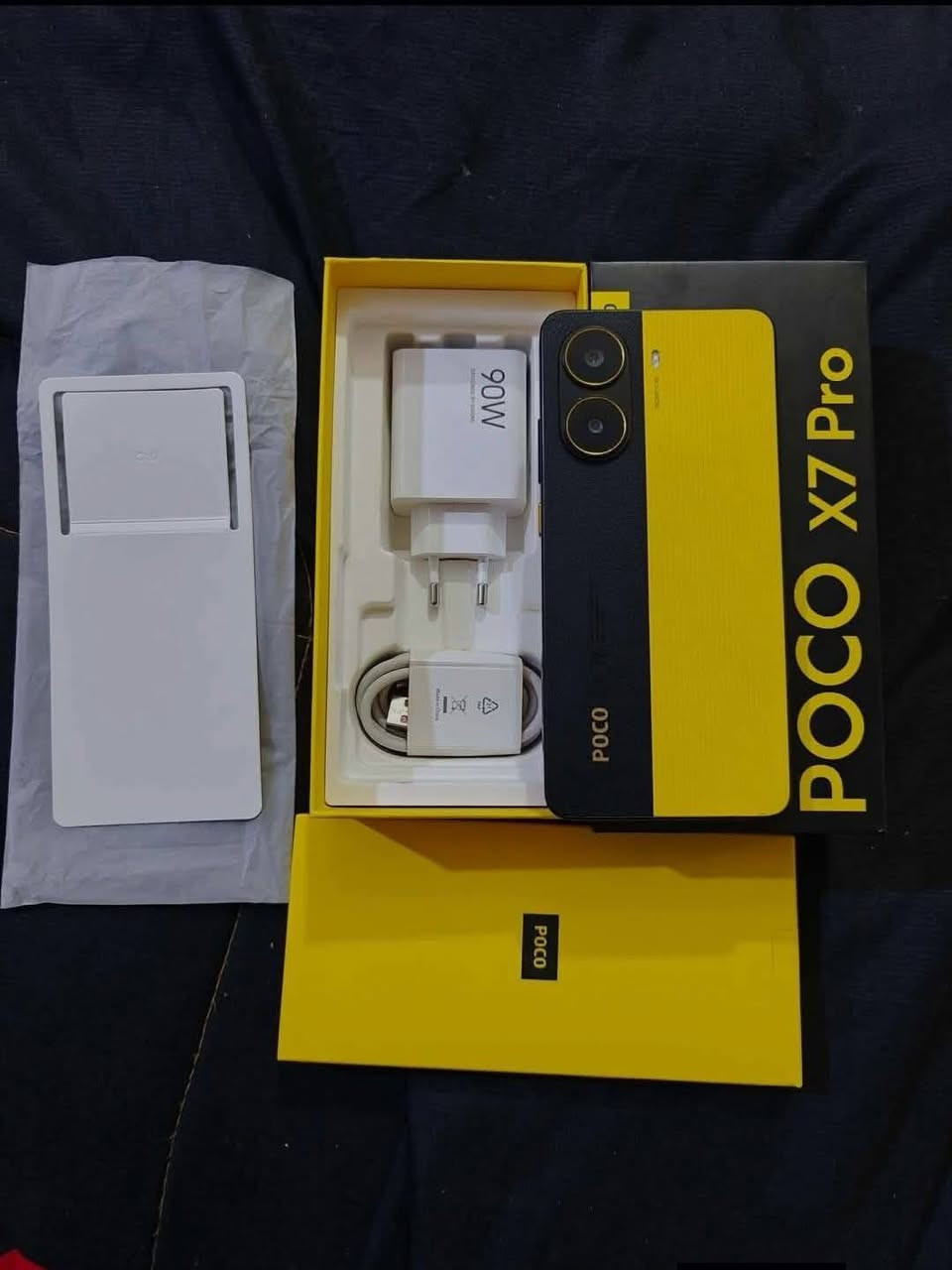 السلام عليكم للبيع 
بوكو X7 برو 
POCO X7 Pro
التلفون نضيف و مال بيت 
مكفول اي خلل مابي بدون غراض
ذاكرته 512 والعشوائيه 12+12=24
المعالج Dimensity 8400 Ultra
120 فريم بوبجي 
الشاشة: 6.67 بوصة - 120 هرتز - AMOLED 
 الكاميرا الخلفية: 50 + 8 ميجابكسل
 والامامية: 20 ميجابكسل
بطاريه 6000
السعر 350 
مكاني بغداد الطوبجي 
***********
