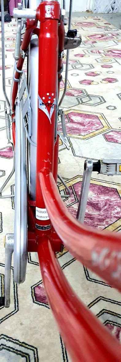 باسكل سوبر A 🔴 ياباني 🇯🇵
حجم __ 26
بريكات أمامي وخلفي شغالة
داينمو لايت🔦 ثلجي شغال
قفل 🔐 وره شغال
باسكل نظيف مال حاوية
الون  🔴 مميز
📍 المكان: الناصرية – قضاء سوق الشيوخ
💰 السعر: 100$ ألف
يوجد خدمة توصيل 🚚 لناصريه فقط 
التواصل خاص سوق الشيوخ, ذي قار


**إذا كنت صاحب هذا الإعلان وتريد حذفه لأي سبب، رجاءا أرسل رسالة إلى الدعم الفني**