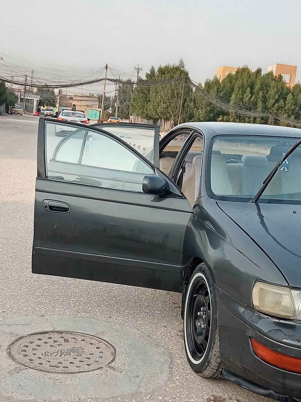 السلام عليكم سياره للبيع نوع كورونا: مدير 1995:السيارة مضروبة جاملغ السعر 32 وبيها مجال:! ***********
