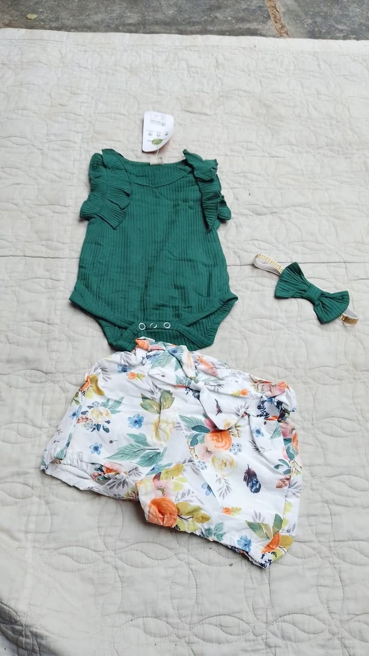 مساء الخير توفر ملابس اطفال سعر التراك علا 4والبطرون علا 5موجود توصيل لجميع  3


**إذا كنت صاحب هذا الإعلان وتريد حذفه لأي سبب، رجاءا أرسل رسالة إلى الدعم الفني**