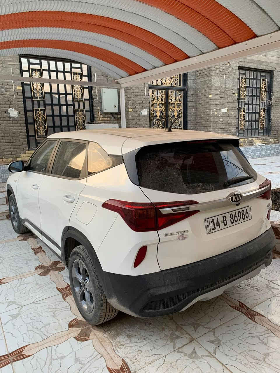 السلام عليكم
للبيع كيا سيلتوز موديل 22 وارد كوري 
فول مواصفات عده الفتحة 
فقط البنيد مصبوغ والجاملغات مقسمة فقط لاصبغ ولاتكحيل كما موضح بالفحص والباقي كفالة 
السعر183 وبي مجال بسيط
***********
