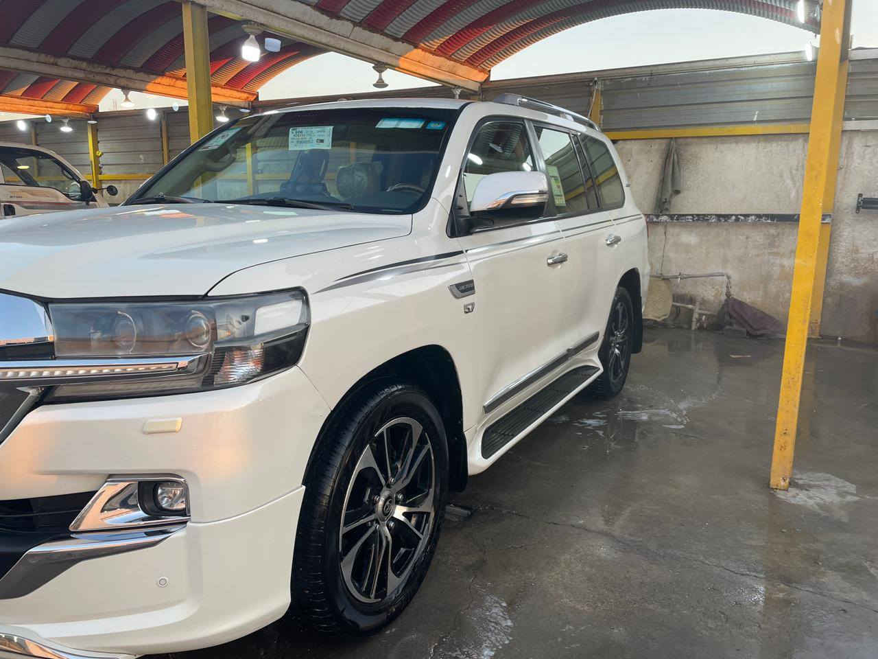 السلام عليكم تيوتا لاندكروزر للبيع موديل 2019 فول مواصفات خمس بصمات اثمانيه ايرباك طفايه شاحن موبايل لا سلكي زراك لايت كشنات جلد كهرباء مري شفط جنطه كهرباء مكينه 5.7. فور ويل اثنين اكيوره ماوس ترحيب بل بيبان جام اربعه اوتو 3 شاشات بلاد دشبول لكزز ليزري ماصده سوده فتحه سقف داخل بيجي سياره فول ال فول اعله فئه السياره بيه طخه ب جها اليمنه بل باب الخلفي وطخه بل جاملغ الامامي الايسر السياره صار بيه صبغ ب جها اليمنه كله اثر شخوط و صبخ جاملغ ايسر وبنيد شويه منه السياره بيع او مراوس ب بيكم سته سلندر المكان حله ناحيه الطليعه السعر 410. رقم الهاتف ***********
