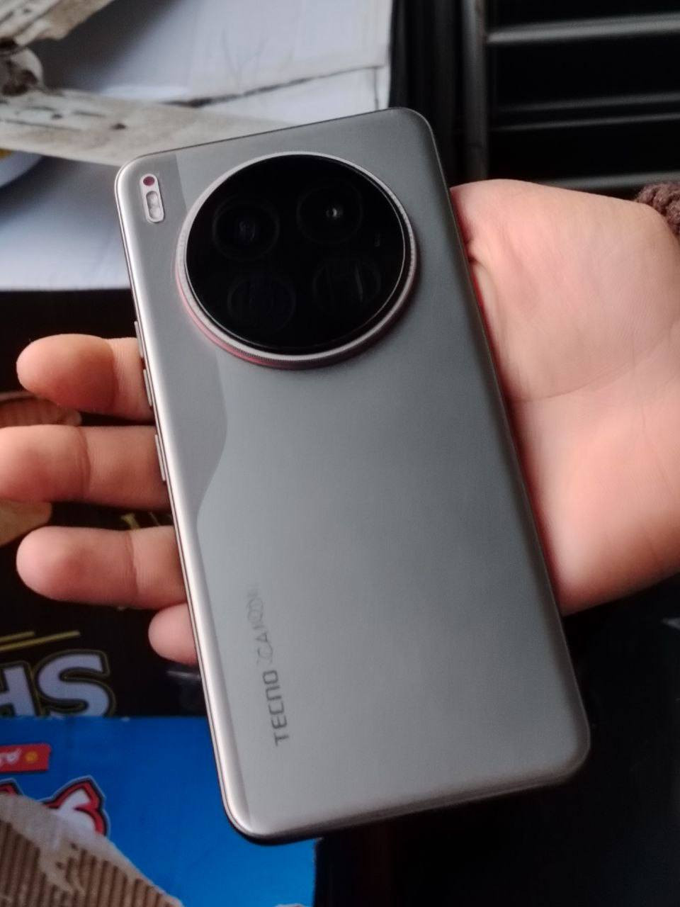 سلام عليكم 
جهاز تكنو كامون 40 برايمير 5G ذاكرة 256 جهاز نظيف كلش ضمانه بعده بيه سنه باقي من الضمان ٦ اشهر اعتقد شريحتين جهاز يدعم الذكاء الاصطناعي ملحقات كامله فقط كسر من جوه يم الشاحنه م مأثر على اللمس ابد فقط مراوس مو للبيع شعندك نزل رجاءا لحد يكسر بيه جهاز جديد ونظيف مكاني كربلاء مجمع الدرة


**إذا كنت صاحب هذا الإعلان وتريد حذفه لأي سبب، رجاءا أرسل رسالة إلى الدعم الفني**