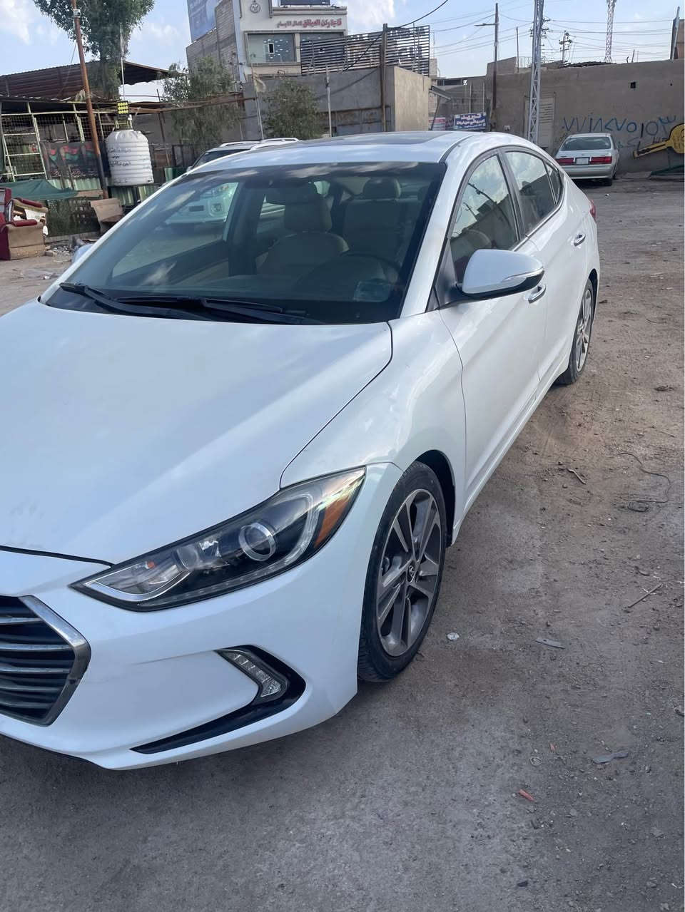 النترا 2017 فول مواصفات لمتدد 1/1سياره جديده بيه جاملق وبنيد حادثه ومكينه بيه كازكيت ع وضعه ماشيه 40 الف 
سياره تحويل ثاني يوم 
مكاني بصره رقمي *********** البصرة, العراق
