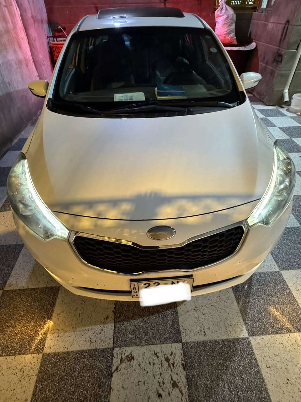 السلام عليكم سيراتو 2013خليجي. كفاله عامه صبغ وتبديل وضربه ومحرك 1600مامفتوح دوش سيارة جاهزة مكينه كير  وحدادة وتبريد وتدفئة تخم تاير فول مواصفات تنته  حساسات اماميه وخلفيه تحكمات جهتين لايتات لد بك  لايتات لد  ويل كب كروم مرايات كهربائي رقم أربيل دولي سنويه 2028 عنوان  بصرة ***********
