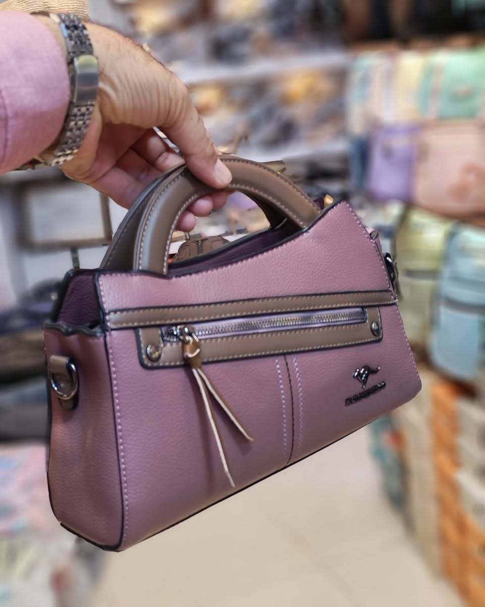 اي قطعه داخل المنشور بين 8 و 10 الاف فقط👏
قطع اخيره والوان مميزه وأسعار مناسبه جدا💃
للحجز والاستفسار مراسلة الصفحه او ***********

العنوان الموصل الزهور مقابل دورة النافوره أحذية وحقائب سيدار
