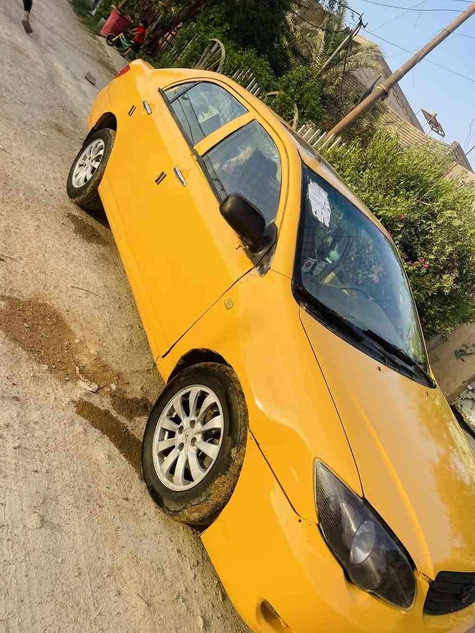 سلام عليكم بيوايدي ٢٠١١للبيع مكينه وكير لانسر السياره متچايه ومعمره مثل مادشوفون الحقيقه احلى من الصور تبريد ثلج  ثلج  صدر خلفي ٥٠% وكبل للشارع السعر ٣٢ وبيهه مجال حك الجيه رقم بغداد تحويل ثاني يوم المكان بغداد حي البتول الرقم ***********

