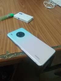 عندي هاذا لجهاز رايد مروسه ايفون لعنده يجي خاص جهاز كله شغال ذكره 128 ...