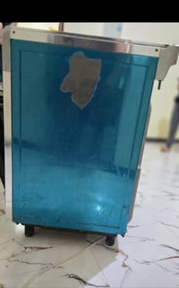 يوجد طباخ كريازي مصري من هاذا الذقيل اللبيع السعر 325 يتواصل على هاذه ...