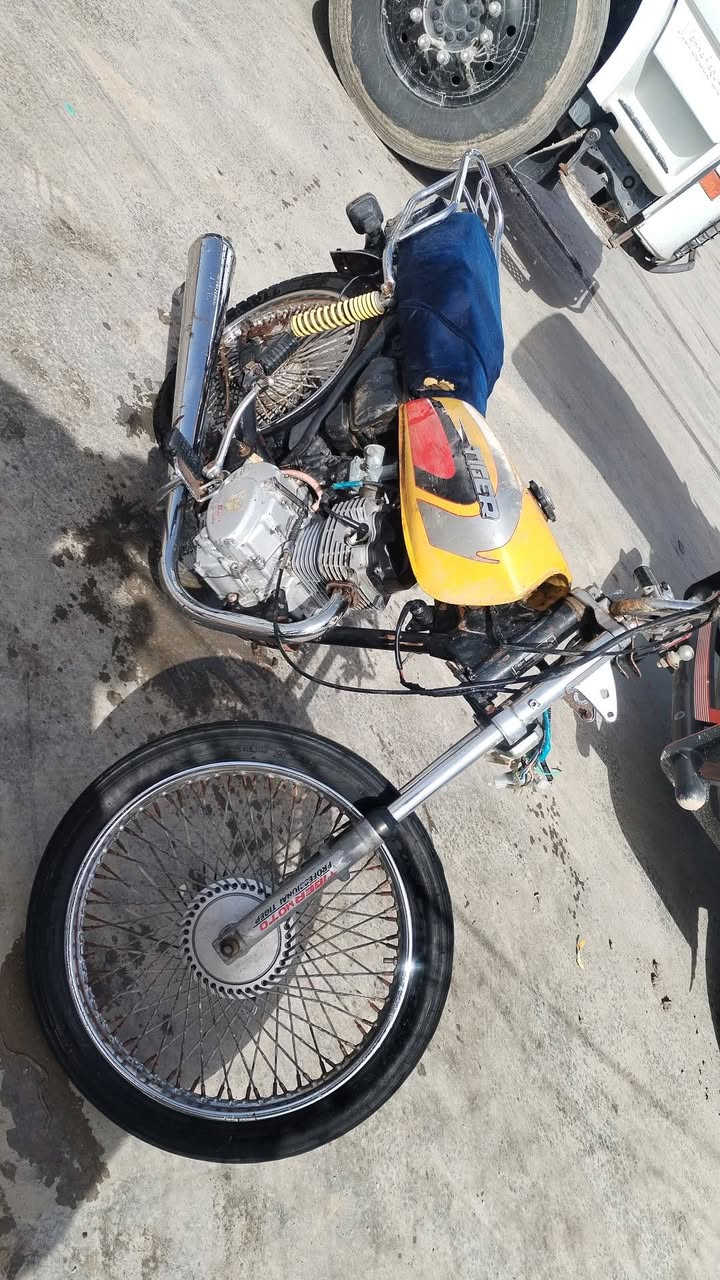 السلام عليكم  دراجه للبيع موديل 2019 شاصي ومحرك  مكاني دوانيه قرب معمل الطابوق المو شراي لا يراسل سيد حيدر ***********
