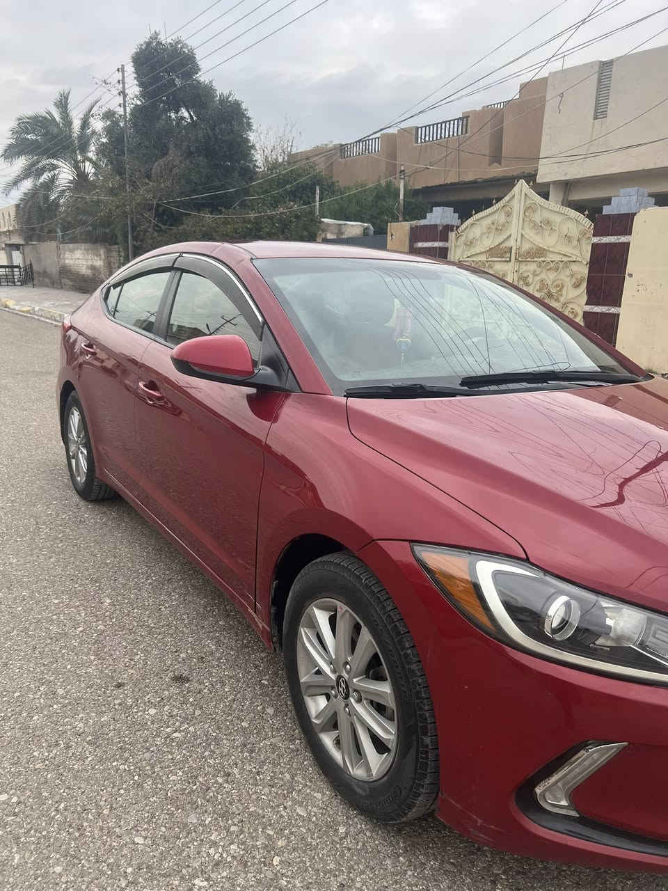 السلام عليكم النترا موديل 2017 بسمي تحويل ثاني يوم  السعر  125$ سياره مثل ما مواضحً سونار كدامك سياره جديد نضيفه الرقم الهاتف ***********
