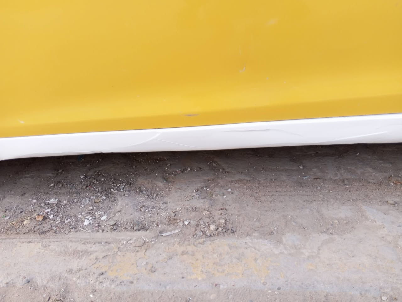 من رخصت الادمن للبيع النتره موديل 2013 امريكي تبديل بابي السايق والبالب الخلف السايق كص ابحوض السبير بجم مكفول مكينه وكير مكفوله السعر 75بيه مجال بسيط للاستفسار على الرقم التالي ***********
