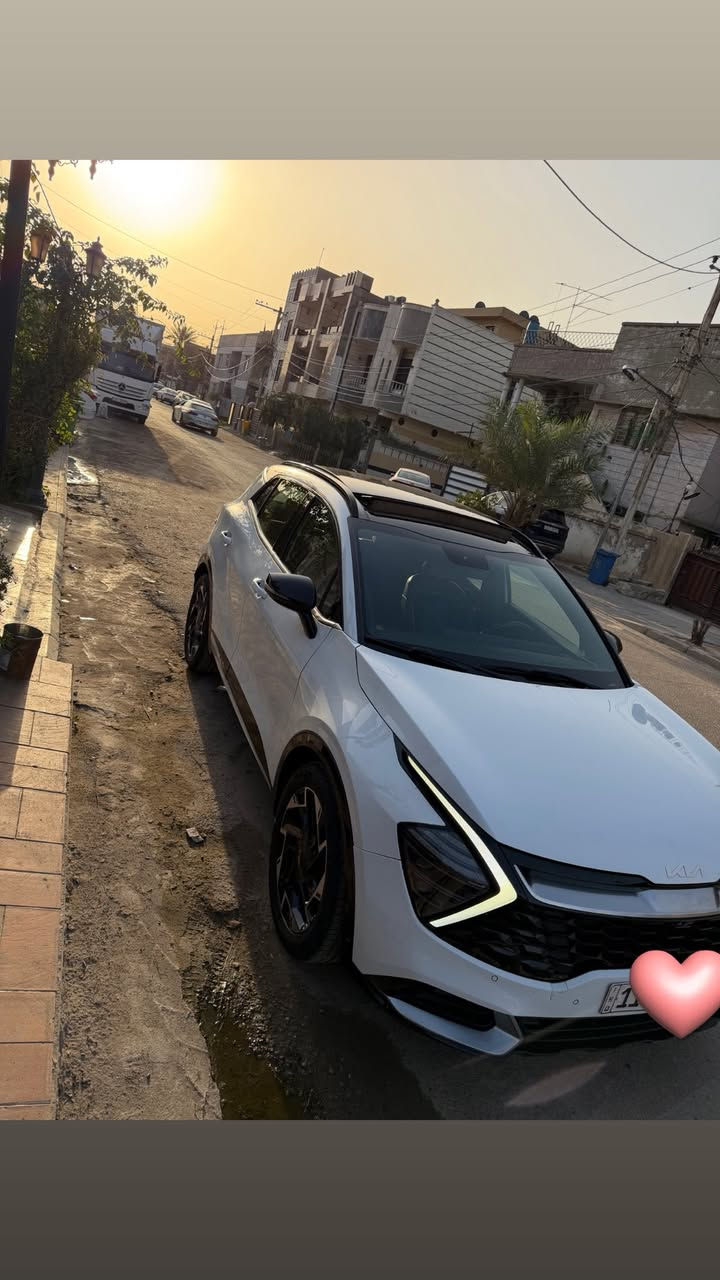 سلا وعليكم كيه سبورتج جيتي لاين الفول موصفات السياره خليجيه موديل 2024 رقم بغداد الجديد 
السياره بسمي
بلو رامه 
مري شفط
كشنات جلد 
كشنات دتفى تبريد 
ستيرن تدفى
سياقه ذاتيه 
تحديد مسار 
ردار 
حساسات خلفيه وامانيه
جنطه كهرباء
ترحيب ذاتي
شحن لسنكي
وبيه هواي موصفات بعد 
السياره بيه ضربه بل جملغ مصبوغ وبنيد 
وبيه بارد بل باب مال سايق قليل كلش 
ماشيه 28km
السعر 210وبيه مجال 
رقم ***********
