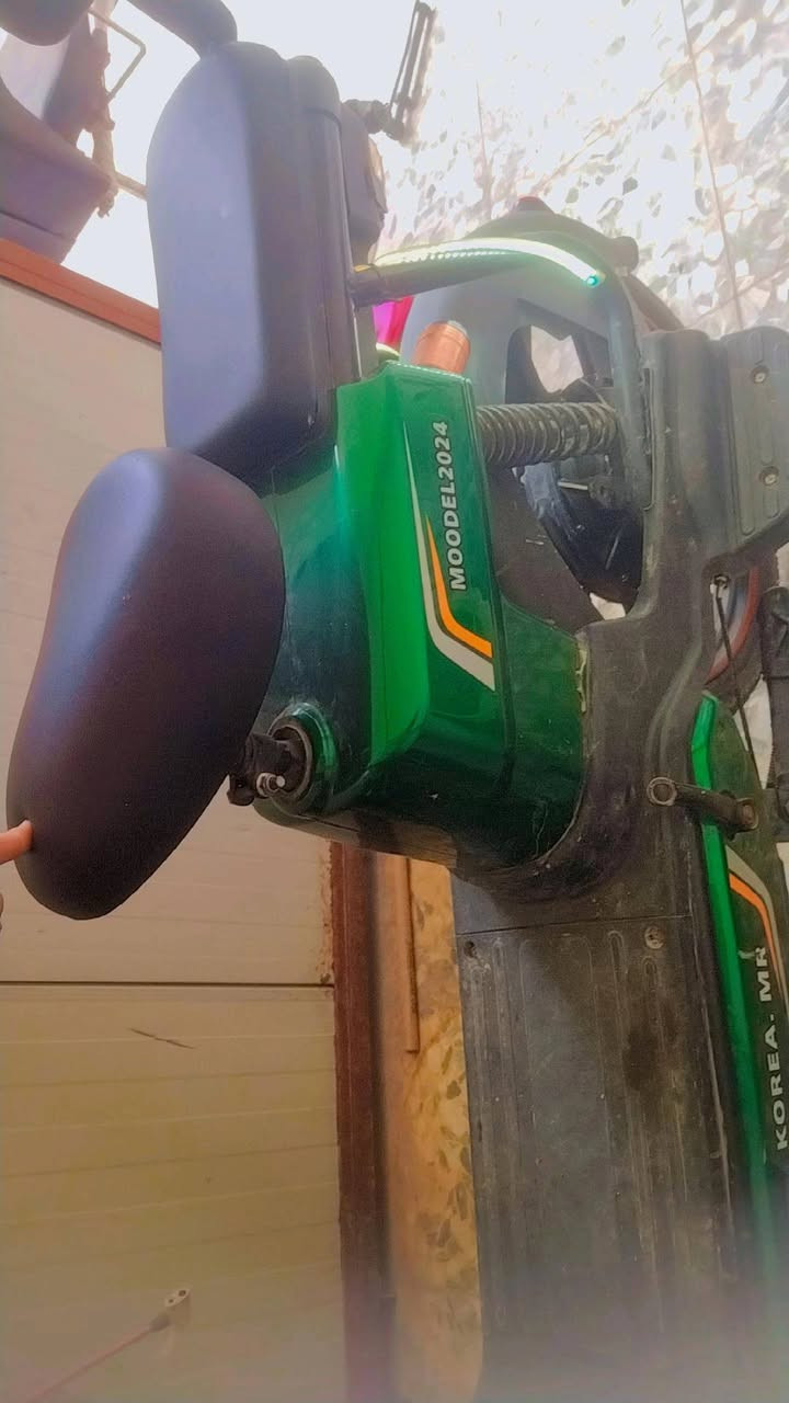 ماطور كوريا موديل 24 حجم الكبير 1200w 💡
لون زيتوني 💚
اشارات شغال ✅/ بصمه عن بعد+سويج +بصمه كارت 🔥/ 5 بطاريات  / سرعته تقرا 85 حقيقي 60✅/الهورن مايشتغل يتبدل اغلى شي 5 الاف / ماشي بي تقريبا 500 كليو متر / سعر 450 وبي مجال قليل 🔥/مكاني موصل حي عربي 📍
/ اي استفسار خاص او على رقم  ☎️//     ***********1
