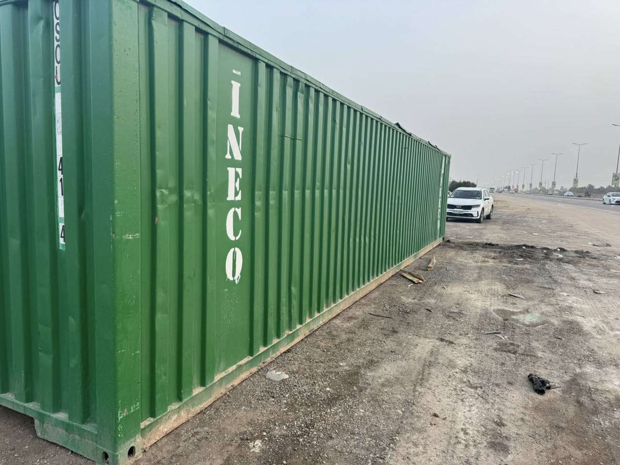 على بركة الله للبيع حاوية طول 12 وارتفاع 260 سم امغلفة تصلح كمخزن ومكتب غلافها ضد الحريق والحرارة بدرجة نظافة ممتازة المكان الحلة ***********
