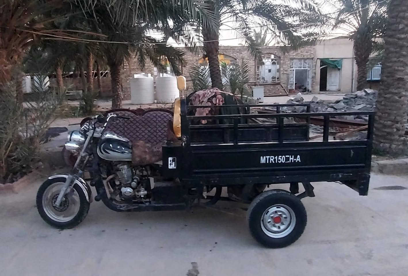 السلام عليكم ستوته ام تي ار أوراق اصولي وكيل بن جبرين موديل ١٥ كهربائياتها شغاله محرك جديد بيها جوه الركبه قريب المحرك من الجهتين اكو خياسات بالشاصي


**إذا كنت صاحب هذا الإعلان وتريد حذفه لأي سبب، رجاءا أرسل رسالة إلى الدعم الفني**
