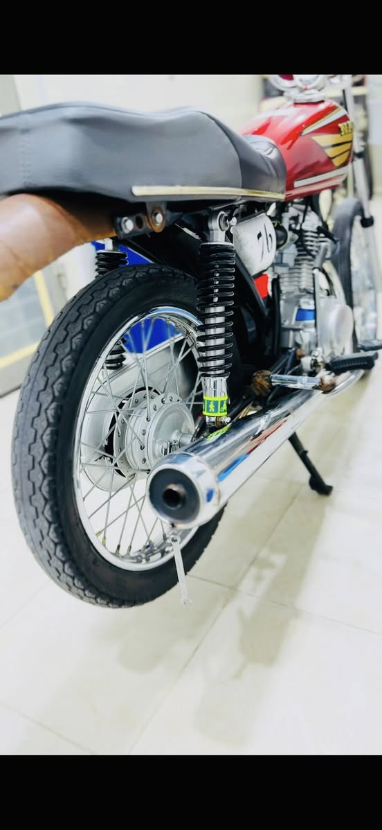 سلام وعليكم حربي اوراق مكينة برغي  مفتوح لشاصي نامة امتياز مختم لوراق جاهزة للترقيم لدراجة بيهة هواي اضافات غير لتعميرة ضفيرة وليات وجوزة لسعر مليون و50 وبيهة مجال ليعرف قيمتهة يشتري وميعرف قيمتهة لايضل يجفص بل حجي سماوه لتعمير صلة 4اشهر


**إذا كنت صاحب هذا الإعلان وتريد حذفه لأي سبب، رجاءا أرسل رسالة إلى الدعم الفني**