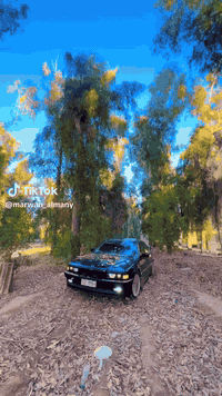 سلاو هاورئيان بيئم مؤديل ١٩٩٨كاسيحةي 740. 8بستون ناو زةرد گير توماتيك كوشين كارةباي ئاوينة كارةباي تةبريد تاية ويل لوك سيارةكة تا بلي جوانة لة رسم زؤر جوانترة فول فول تازة رون گير مةكينة گؤراوة بةنزين زؤر كةم دةخوات سيارةكة ئارم باكانةية بةشةرت شوين هةولير ***********ئادمين گول
