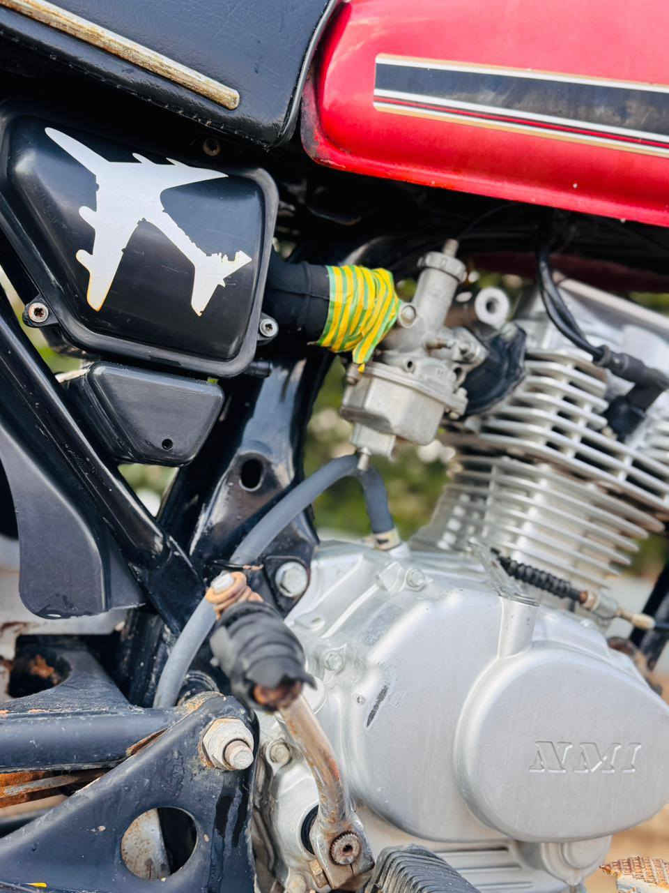 دراجه 2024 نامه اصلي
محرك 24 ما مفتوح بس بيها خيط تبخير 
سعرها 300 والمو شراي لا يتعبني 
مكاني ناصريه سيد دخيل 
رقمي ***********
