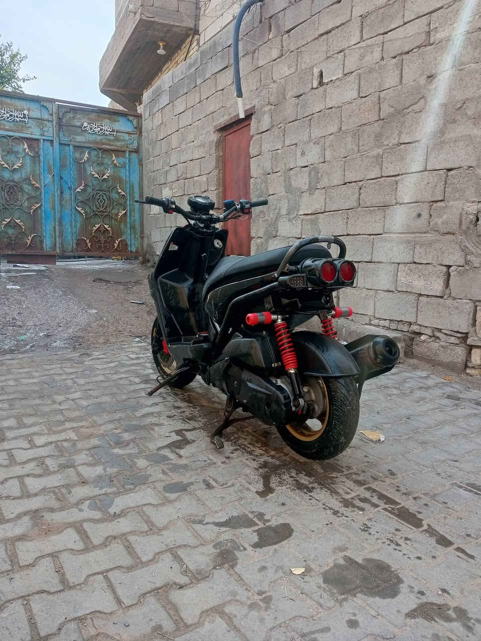 سكنس جبلي 2015 (نوزل ) .دراجه مكينه 58 بلاديه .تشك الكاع شك كهربائيات شغاله كلها تايرات جدد نگره سلف بريكات شغاله بل مكان ..الله شاهد دراجه مال بيت بيها  تزويد . دهن ((موتل )) السعر 850 بيها مجال بسيط مكاني البصرة كرمه علي رقمي ***********
