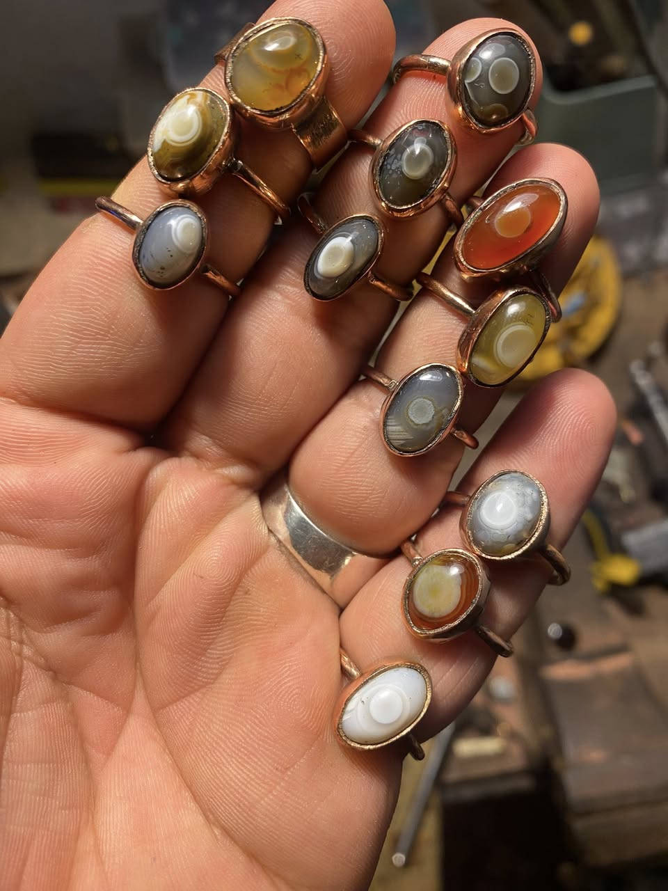 نواعم قطعه ١٠ صياغه يدويه


**إذا كنت صاحب هذا الإعلان وتريد حذفه لأي سبب، رجاءا أرسل رسالة إلى الدعم الفني**