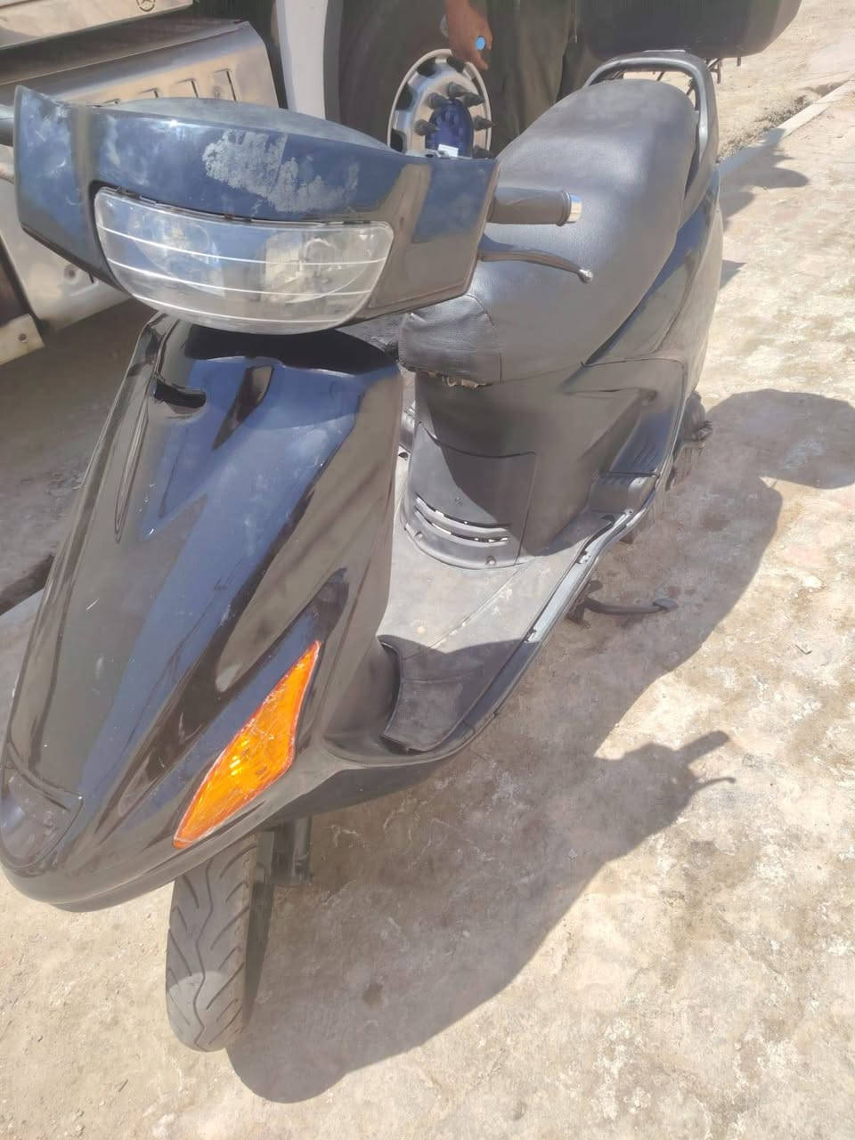 فراشه للبيع اوراق مكينه خرسه الدراجه جديده بمعنى الكلمه مكلف ب النشر  راعيه ***********
