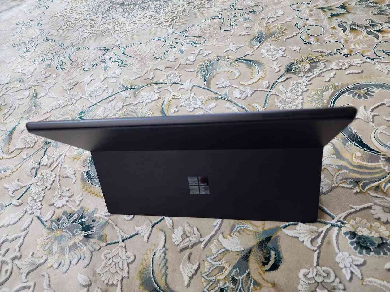 Microsoft Surface pro 11 (الجهاز فقط)
Snapdragon x plus 10 cores 
16 gb ram ddr6
512 disk
13" touch screen 3k 120 Hz 

جهاز اكثر من رائع مع أداء متميز و شحن يدوم كامل النهار، مستعمل قليل جدا....

لابتۆبێکی ناوازە، کەم بەکارهاتووە... بغداد, العراق


**إذا كنت صاحب هذا الإعلان وتريد حذفه لأي سبب، رجاءا أرسل رسالة إلى الدعم الفني**